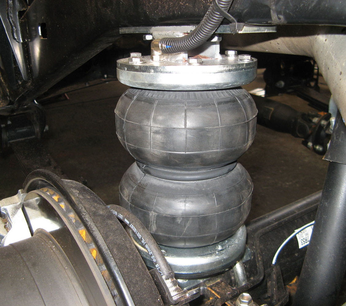 Thor Airbag Suspension to suit Toyota Hilux - Air Suspension Specialists